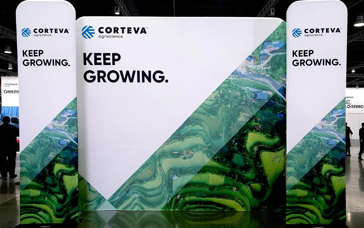 Corteva Agriscience tekstilna konstrukcija u sajamskoj hali