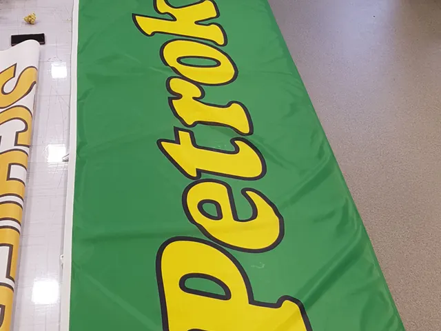 Zastave izrađene za Petrokov